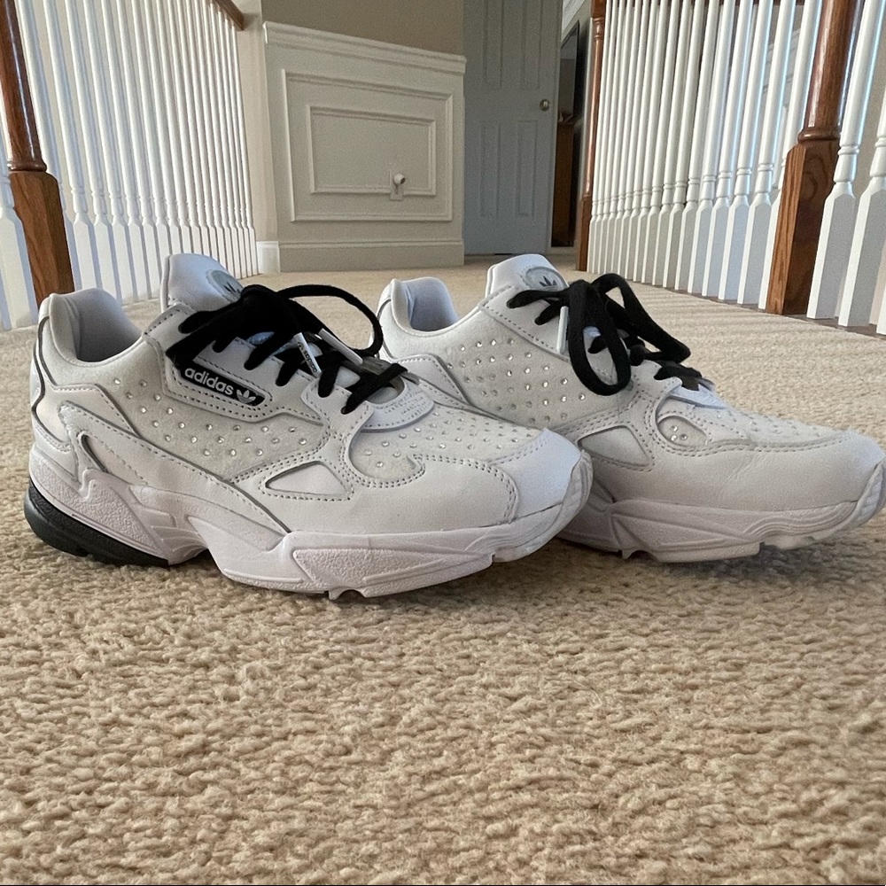Adidas Sneakers